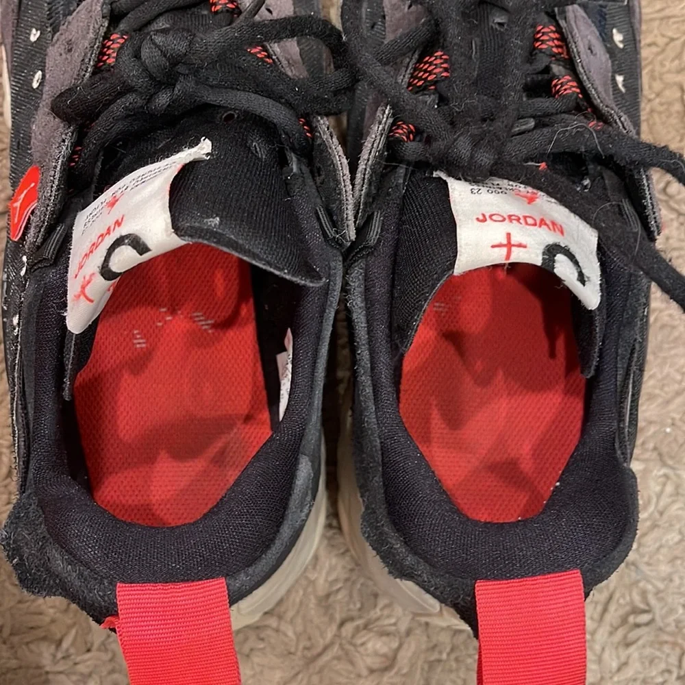 Jordan Delta 2 size 9